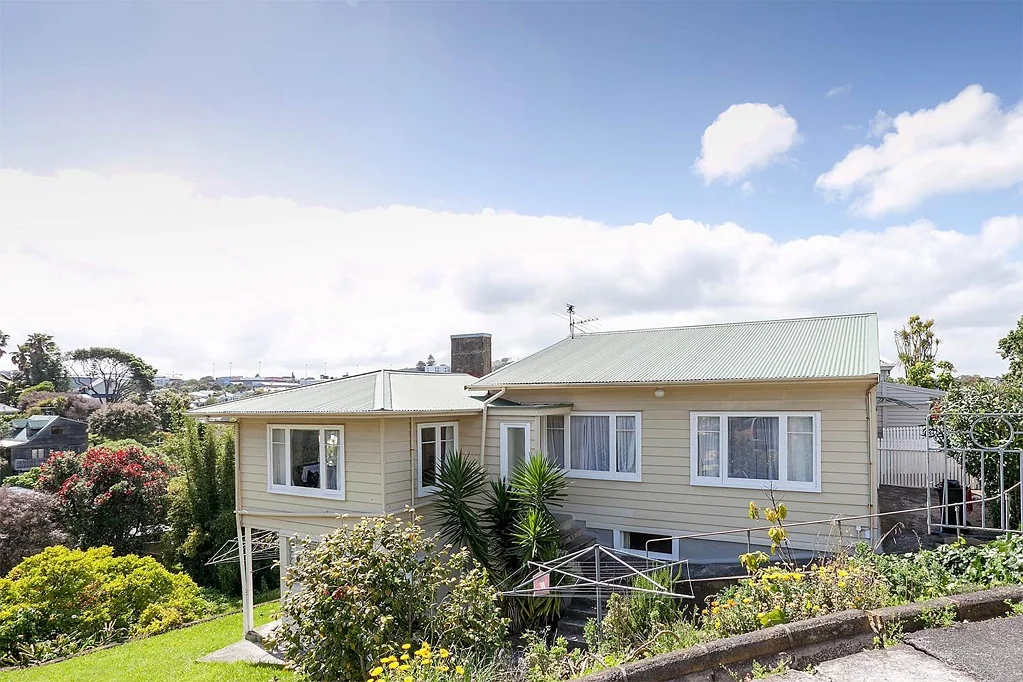 3 Bedroom Unit in Grey Lynn