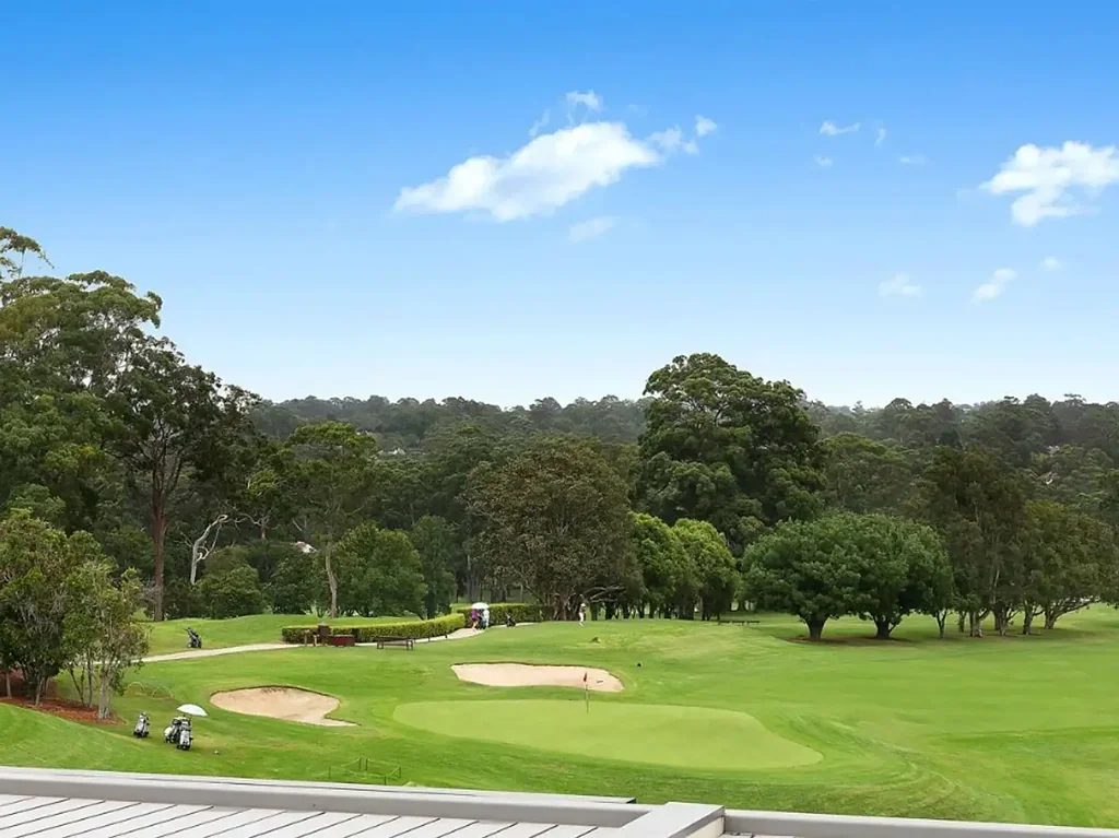 St Ives 3ਬੈੱਡਰੂਮ LUXURY MODERN APARTMENT OVERLOOKING GOLF COURSE