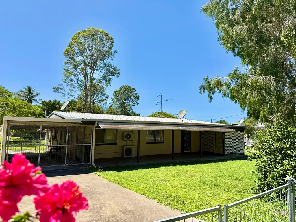 48 Wadeleigh Street, Bororen, QLD 4678