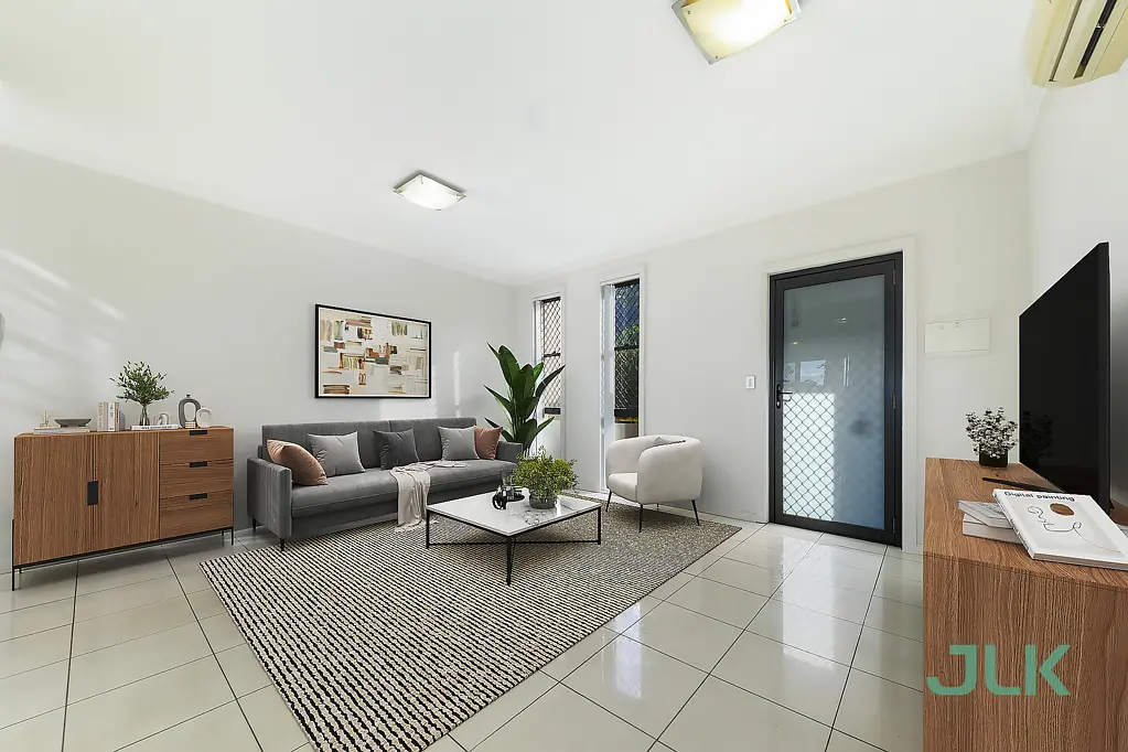 Toongabbie 3房 Toongabbie优越地段 联排别墅精装 三卧双阳台 步行生活圈 学区房优选 高收益投资 Ultra-Convenient Modern Living – 3-Bed with Lock-Up Garage Townhouse in Toongabbie Just Walk to Station!
