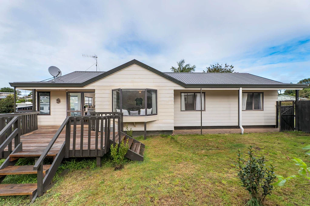 Brookfield 3房  FREEHOLD  INTERNAL GARAGE  HEALTHY HOMES