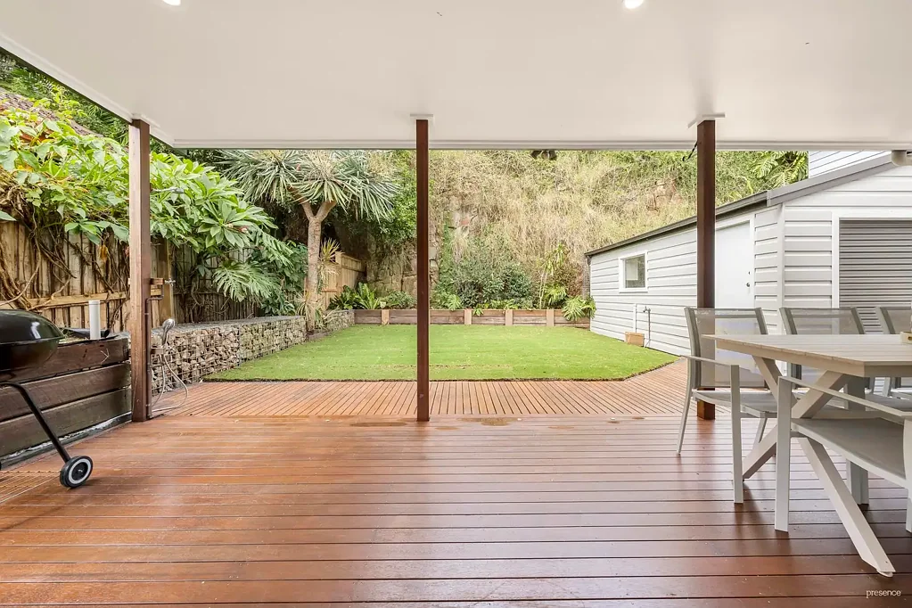 Cooks Hill 3Phòng ngủ Fresh look, easy living, walk everywhere location