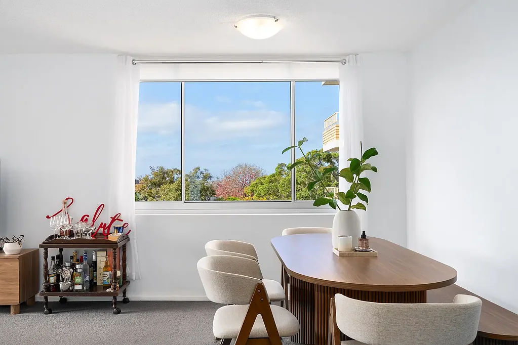Cremorne 2ห้องนอน Sunlit North-East Entertainer with Panoramic District Views