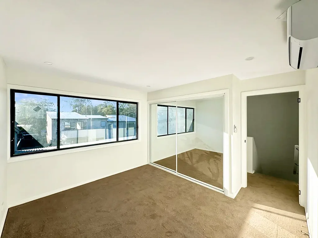 BRAND NEW 3 BEDROOM TOWNHOUSE