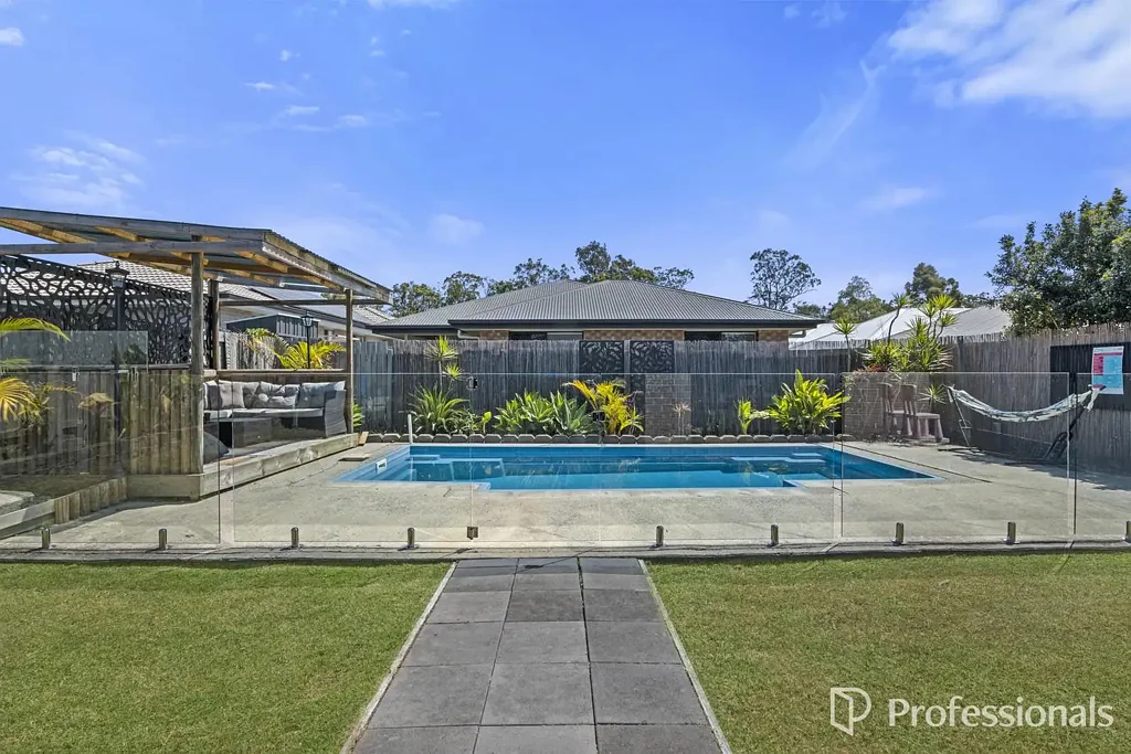 Yarrabilba 4બેડરૂમ Luxury Lifestyle Living with a Pool!