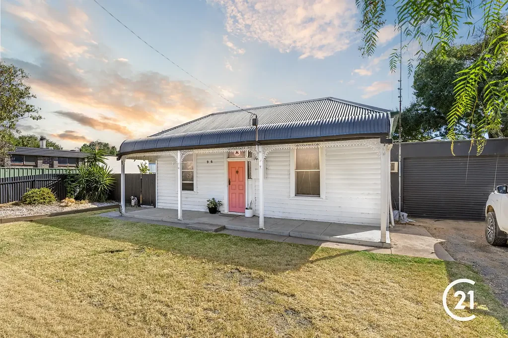 96 Goulburn Road, Echuca, VIC 3564