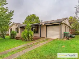 6 MOYES ST, Armidale