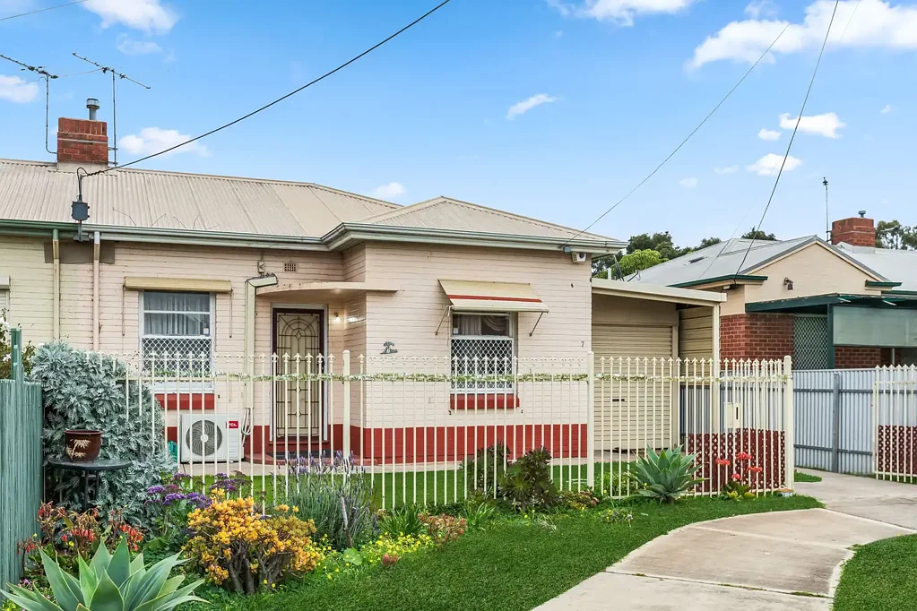 7 Tulloch Avenue, Pennington, SA 5013