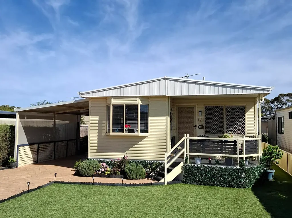 Serpentine 2 Bedroom A beautiful home in a peaceful, quiet setting, situated at the foot of the Darling Scarp, near Serpentine Falls. Ideal for easy and effortless living!