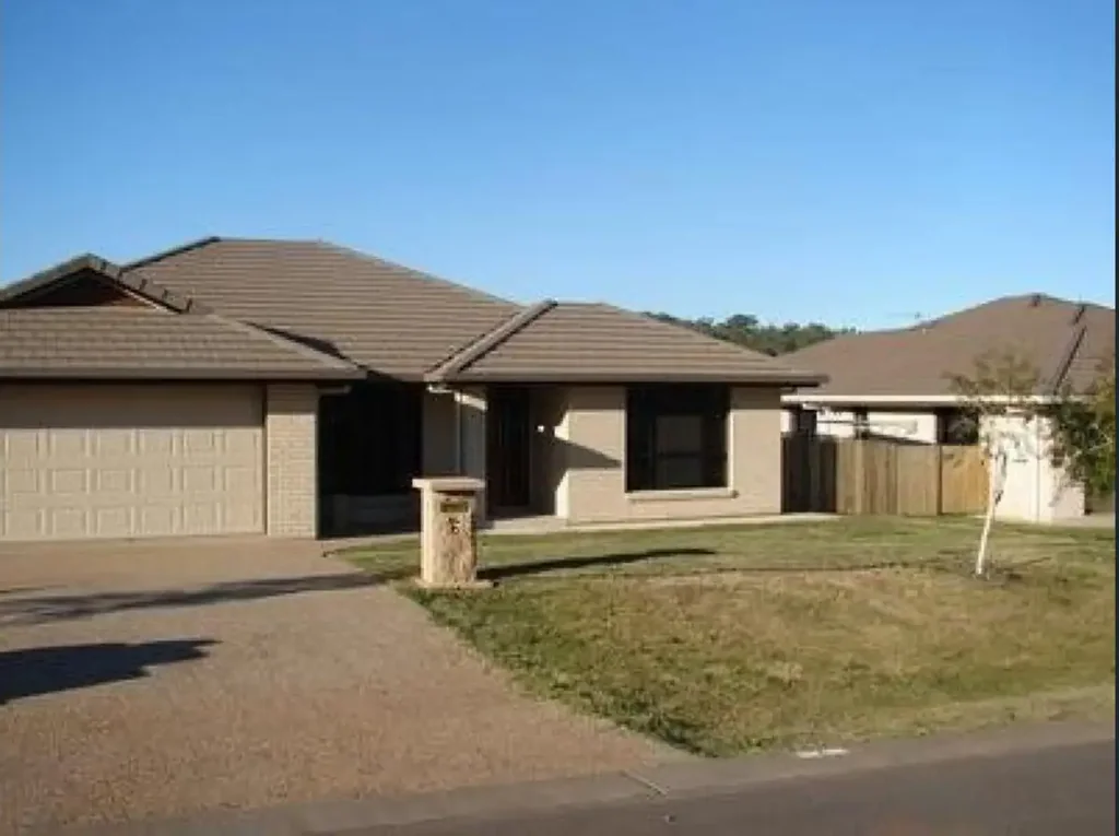 4 bedroom home in Taroomball