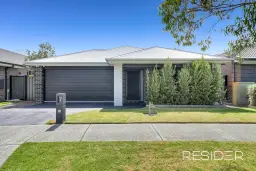 7 Oatmeal Way, Mernda