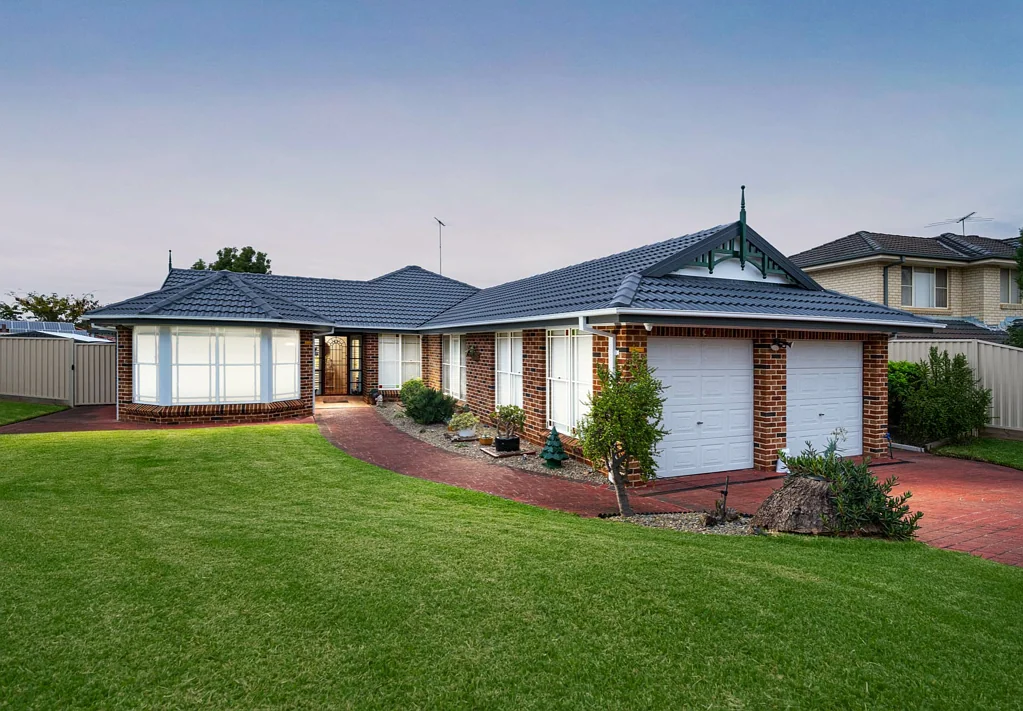3 Dunk Close, Green Valley, NSW 2168
