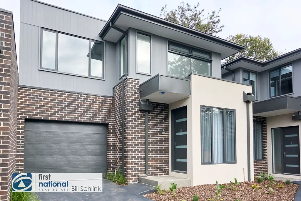 Stunning Townhome in Prime Balwyn Location