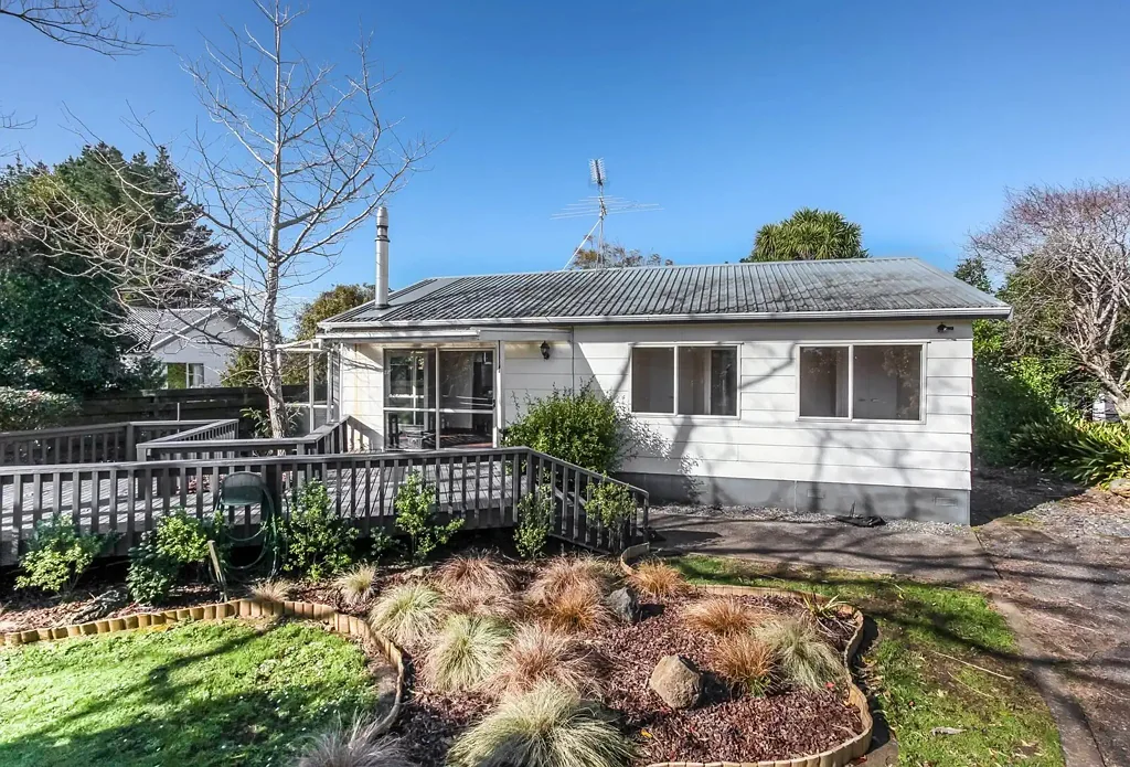Waiau Pa 3房  Packed with potential - Final touches are yours