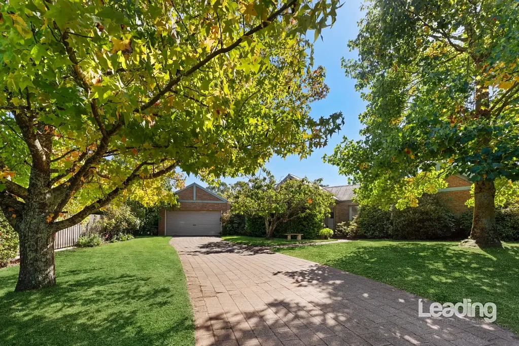 7 Dray Close, Romsey, VIC 3434