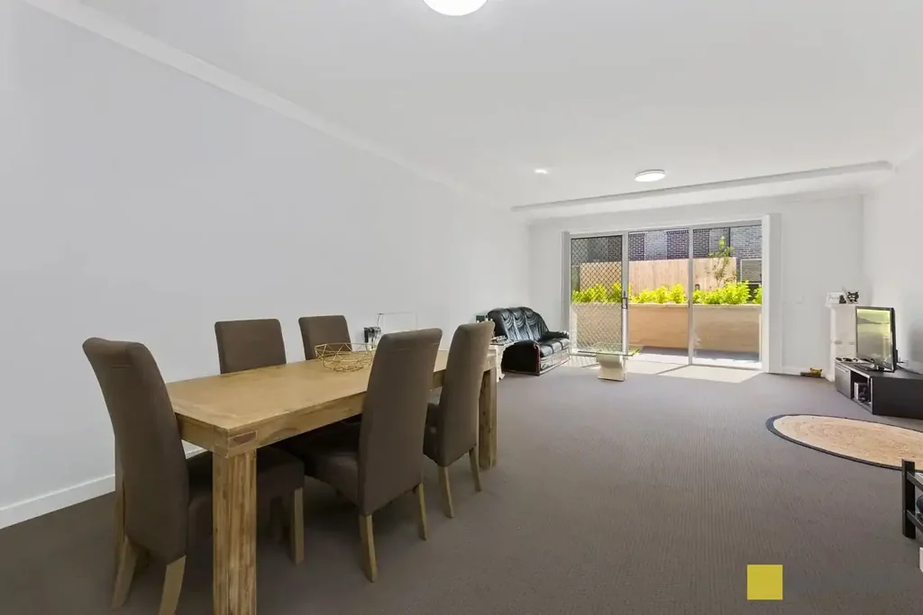 Old Toongabbie 2ਬੈੱਡਰੂਮ Modern Living in Convenient Locale