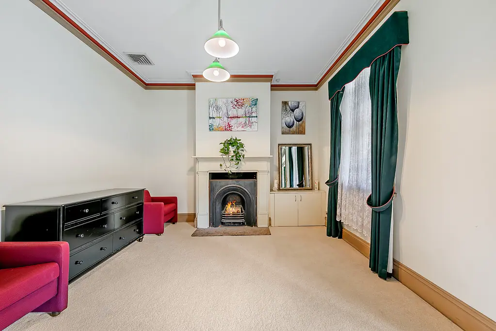 North Parramatta 2침실 Elegant ‘Rosedale’ Residence – Prime North Parramatta Location