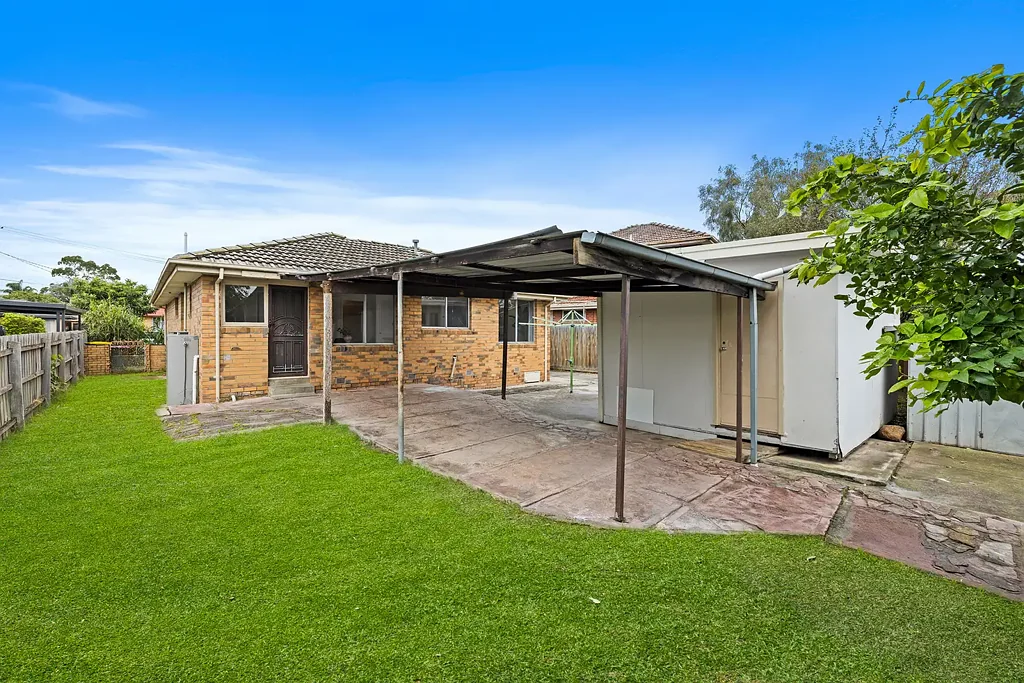 Lalor 3ห้องนอน Versatile Family Home w/ Separate Studio