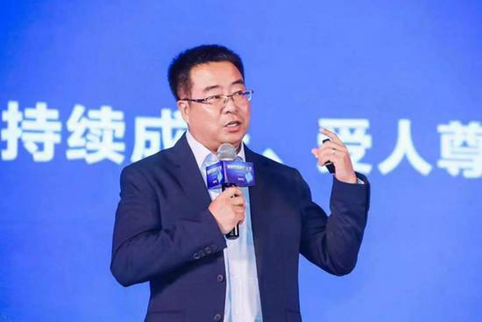 拉卡拉半年报:净利润3.66亿元,同比增长25.31%