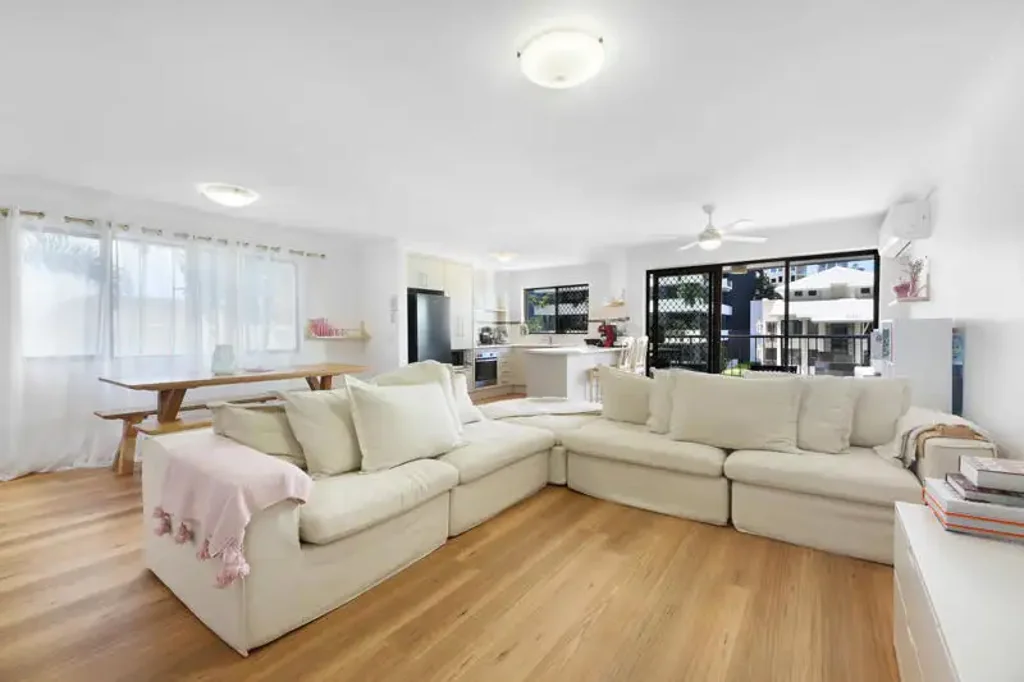 17/22 Woodroffe Avenue, Main Beach, QLD 4217