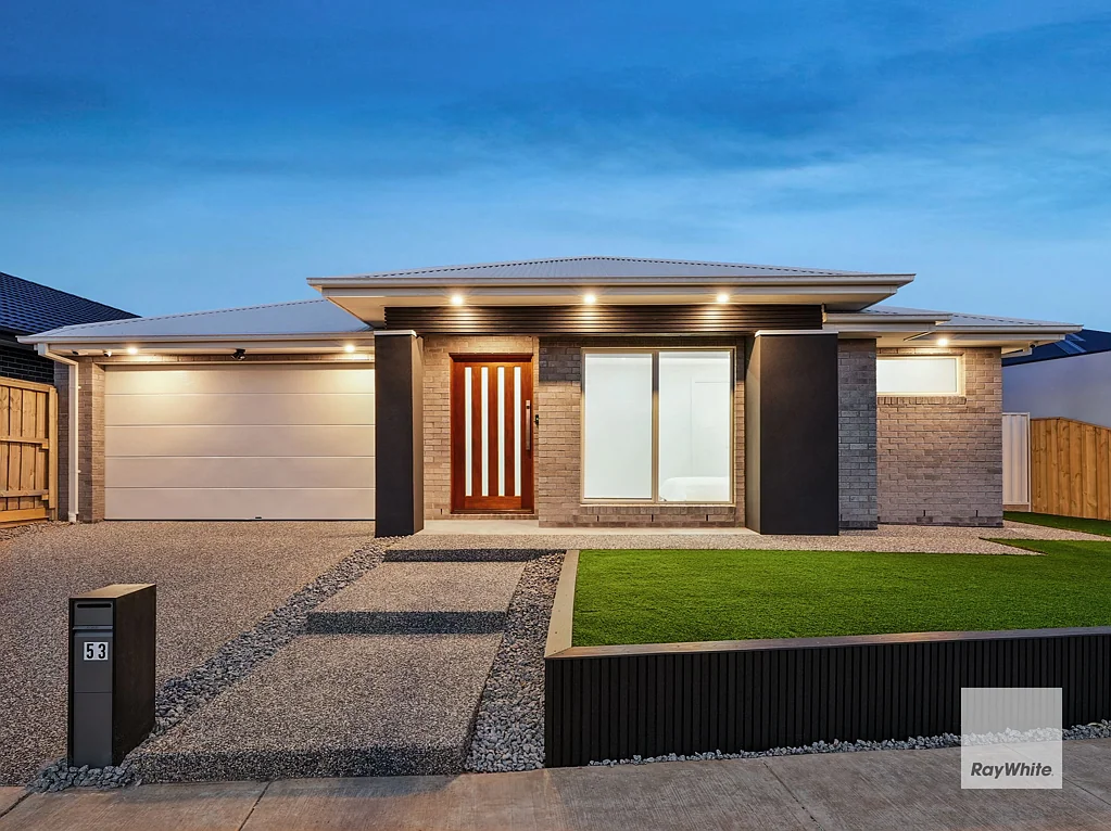 53 Harrier Circuit, Deanside, VIC 3336