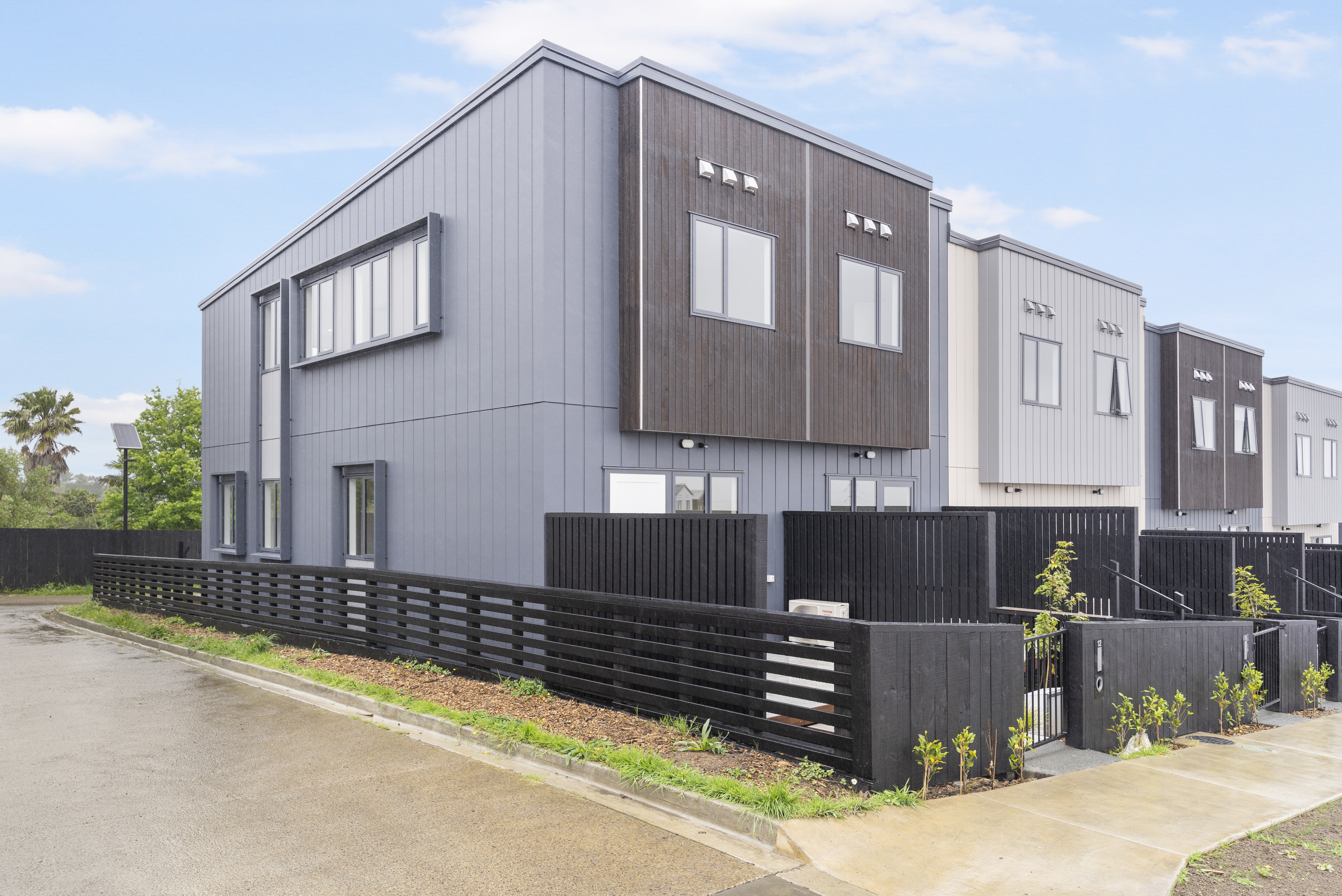 12 Salvia Lane, Totara Park, Auckland - Manukau, 3房, 1浴, Townhouse