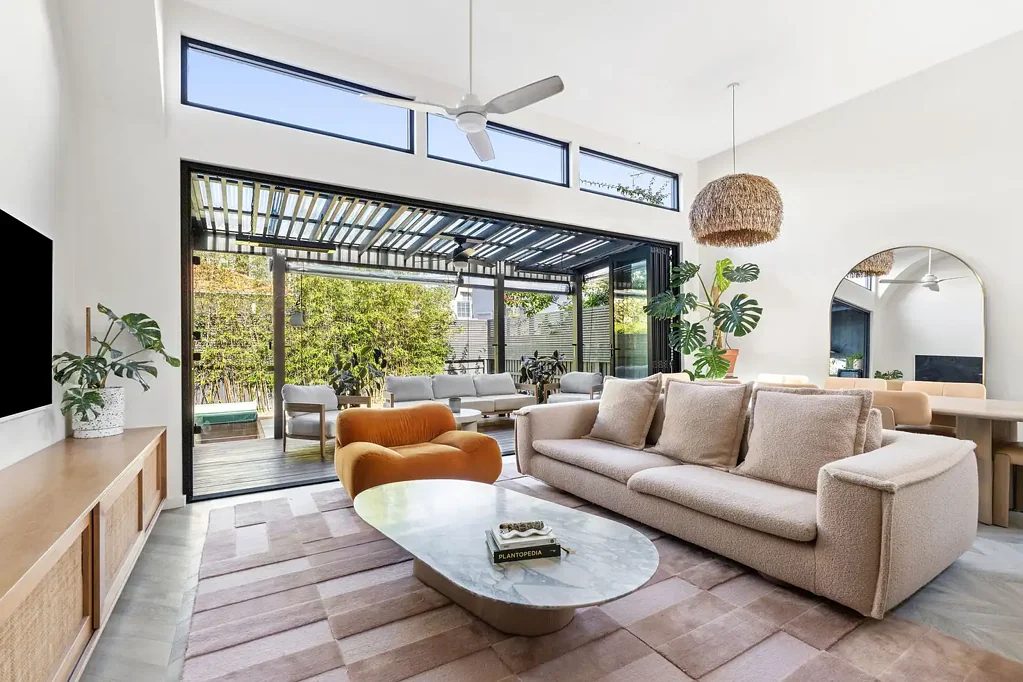 South Coogee 4Zimmer Architect Designed Home with Exceptional Finishes Throughout