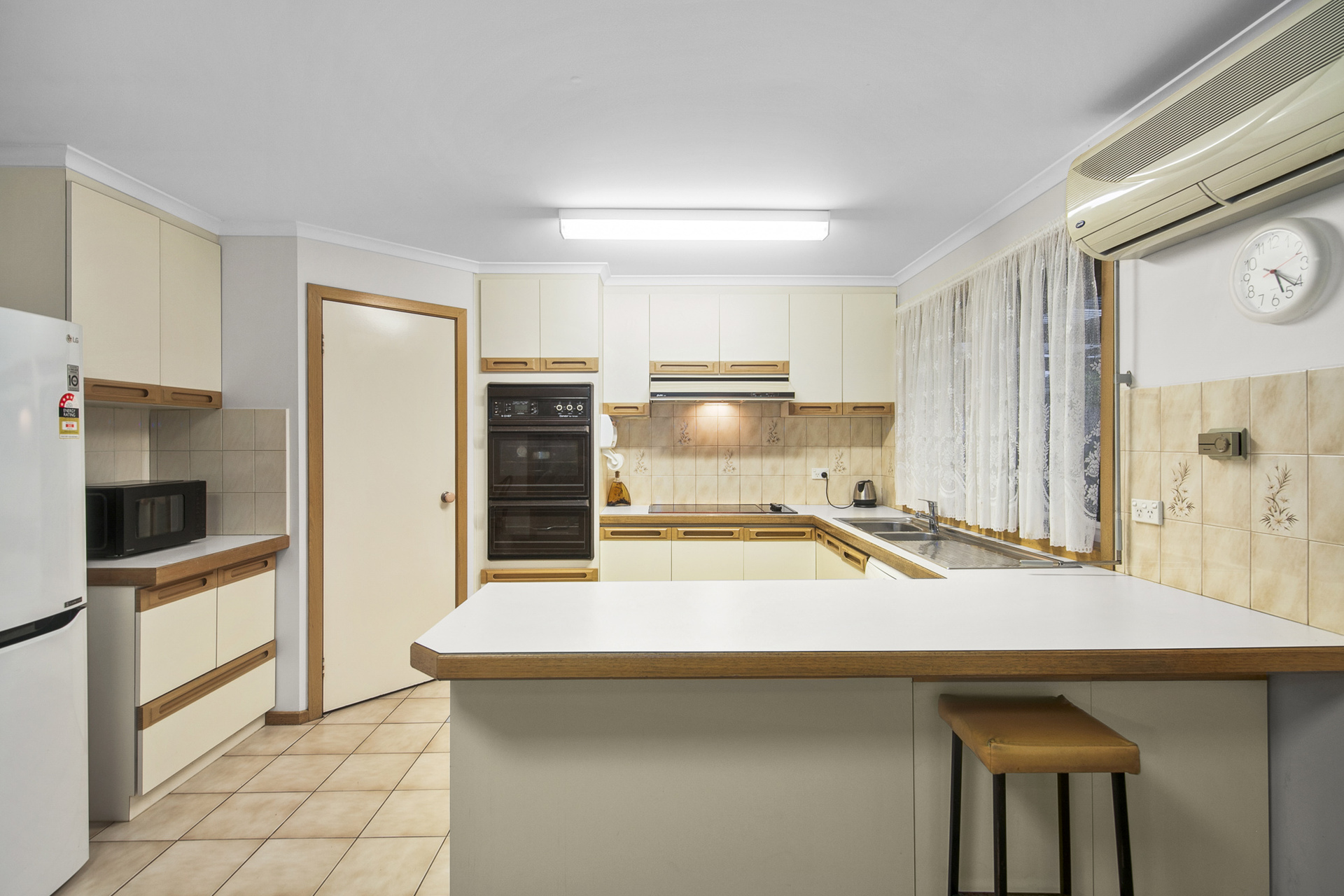 7 WEEDEN DR, WERRIBEE VIC 3030, 0 Kuwarto, 0 Banyo, House