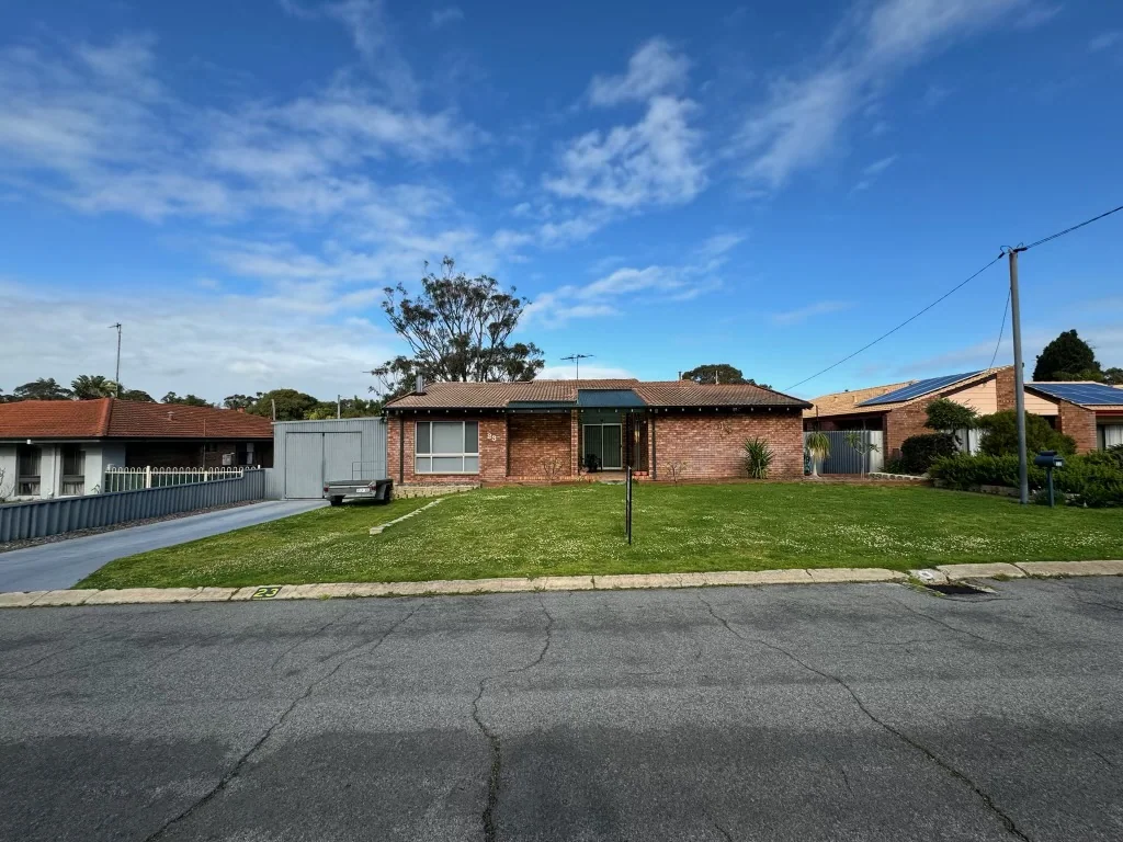 23 Maiden Park Road, Withers, WA 6230