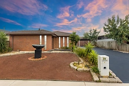 25 Kathleen Crescent, Hoppers Crossing