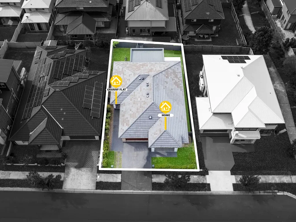 10 & 10a Mahoney Drive, Campbelltown, NSW 2560