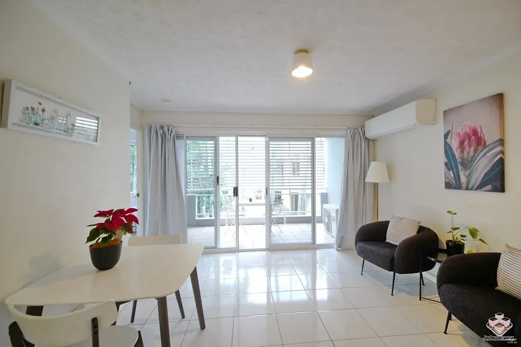 **APPLY NOW for PRE-APPROVAL** Furnished 2 Bedroom 2 Bathroom Unit