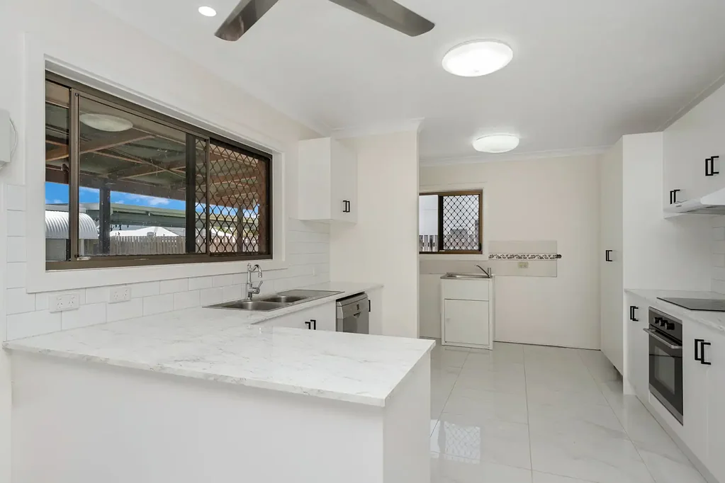 59 Whitsunday Drive, Kirwan, QLD 4817