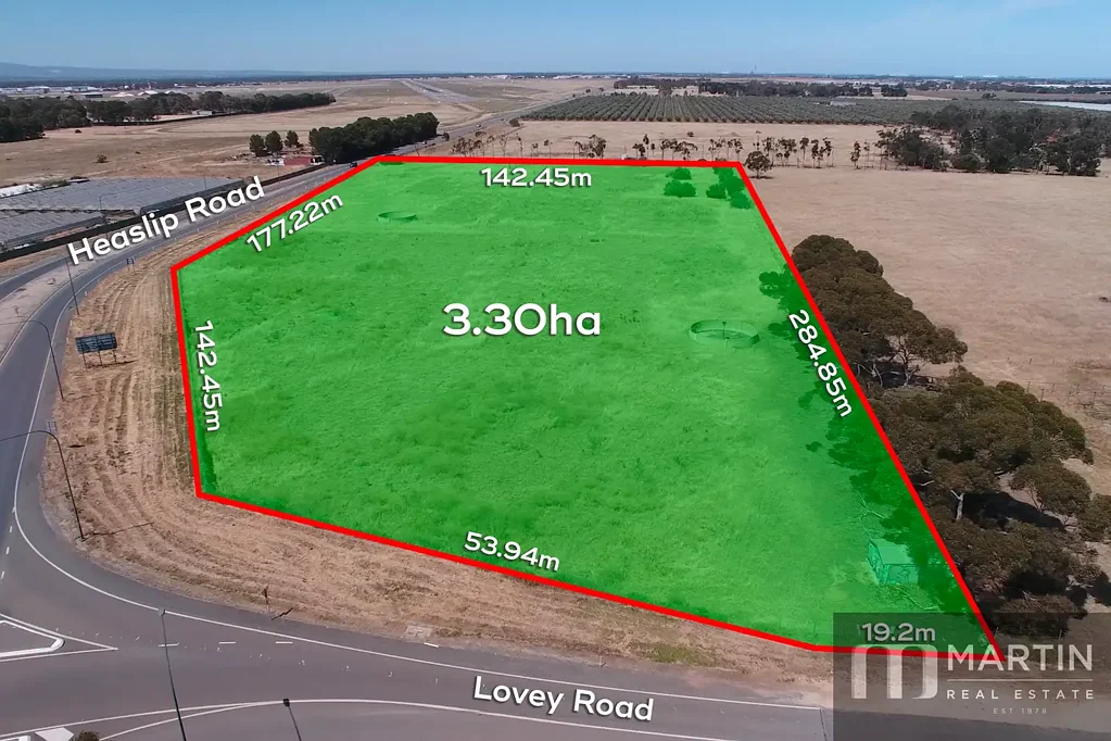 Penfield  STRATEGIC OPPORTUNITY for WELL EXPOSED STCC 3.30HA.