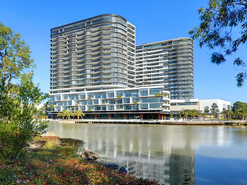 LUXURY TWO BEDROOM in the Heart of Norwest