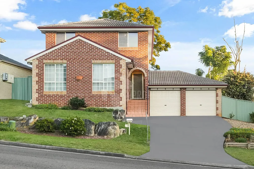 Casula 4Kwarto Modern Family Living in a Prime Casula Location
