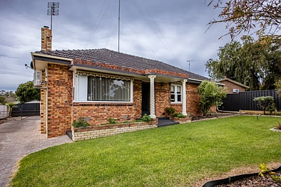 Naracoorte 4房  Homely, Solid & Spacious - 936m2 block