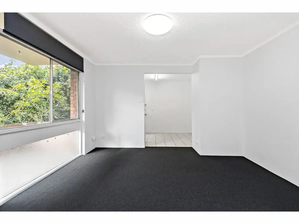 BEACHSIDE LIVING CLOSE TO THE JUNCTION AND MEREWETHER BEACH