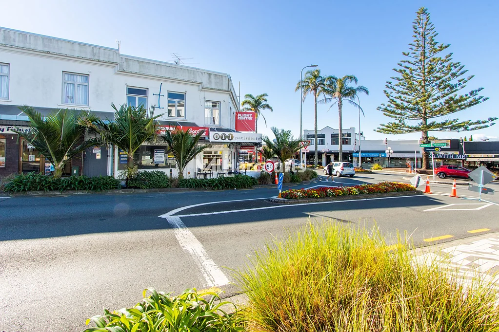 Birkenhead High Profile Birkenhead Retail