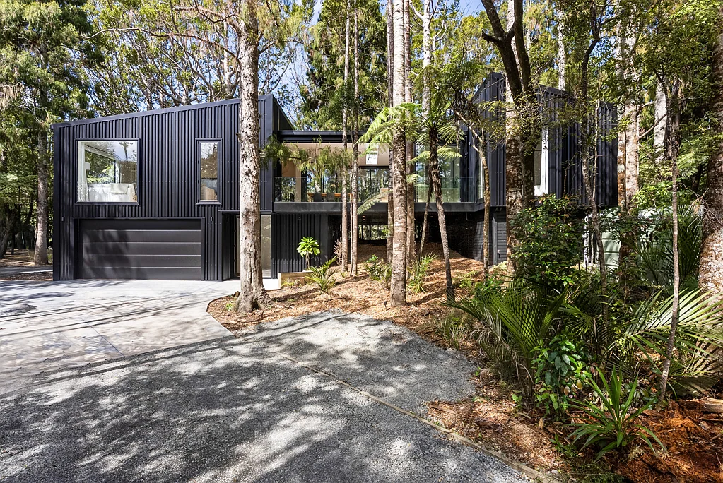 294 Konini Road, Titirangi, Waitakere City, Auckland