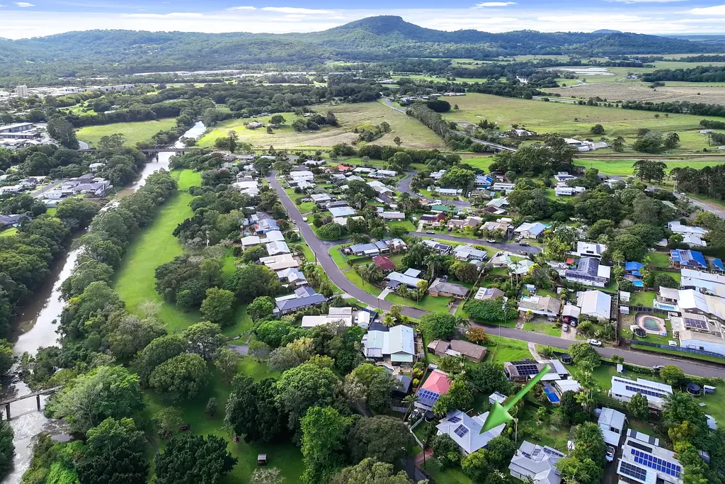 Yandina 4 Bedroom Full of old fashioned flavour