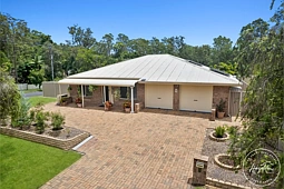 1 Dawn Court, Landsborough