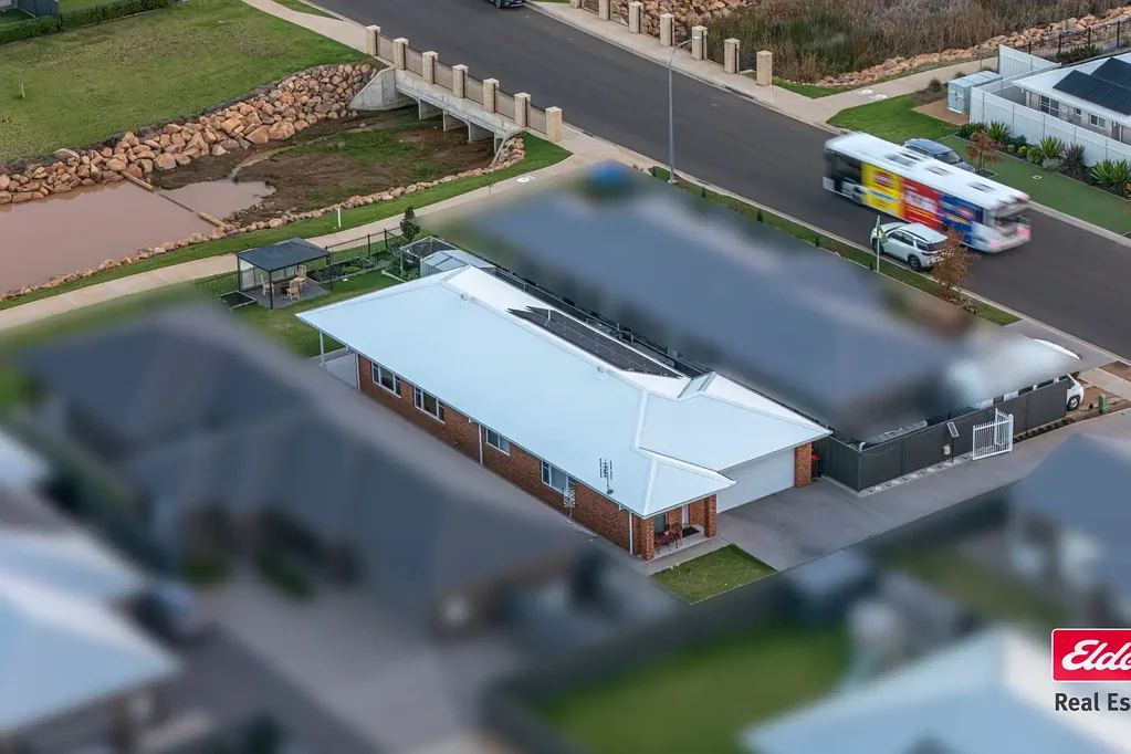 Dubbo 4Zimmer DESIGNED FOR LIVING - POSITIONED FOR PRIVACY
