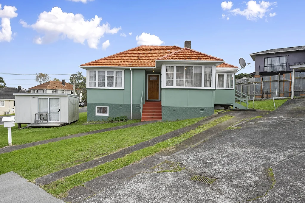 2 Thomson Street, Owairaka, Auckland City, Auckland