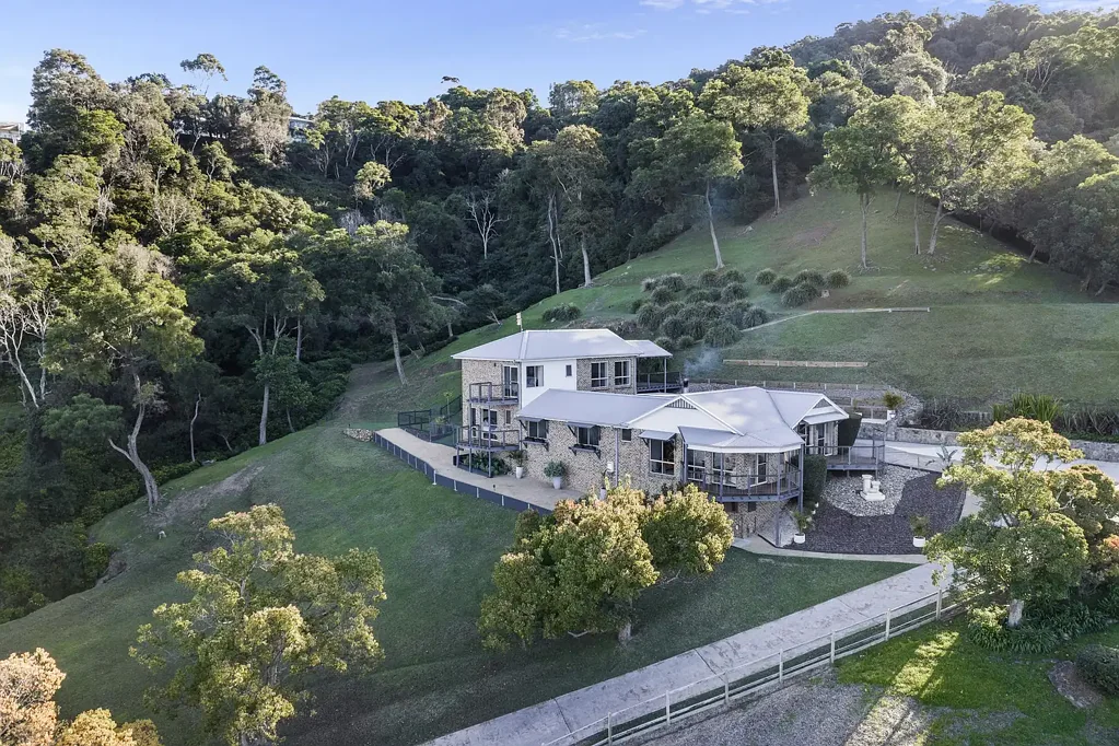 Figtree 4房  Private Acreage Oasis.