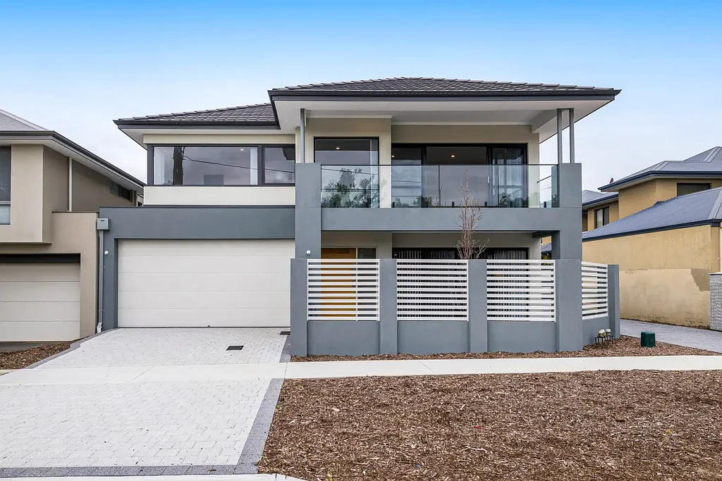 Kensington 4房  UNDER OFFER!!! UNDER OFFER!!! UNDER OFFER!!!