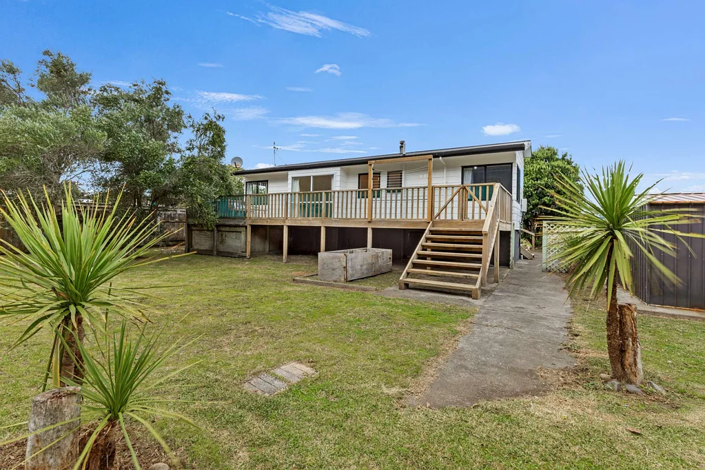 Foxton Beach 3ห้องนอน Sun, Space & Subdivision Potential by the Beach