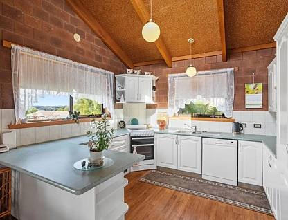 18 Lovett Street, Devonport, TAS 7310, 3房, 2浴, House