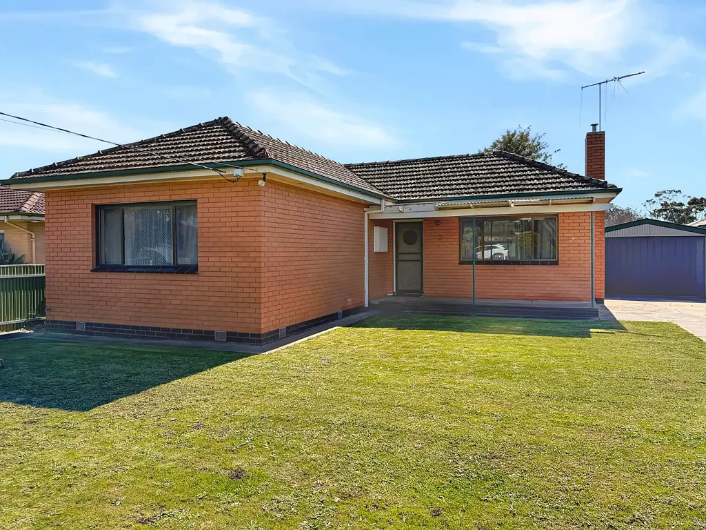 Maryborough 2房  PRACTICAL AND PRIVATE BRICK VENEER HOME