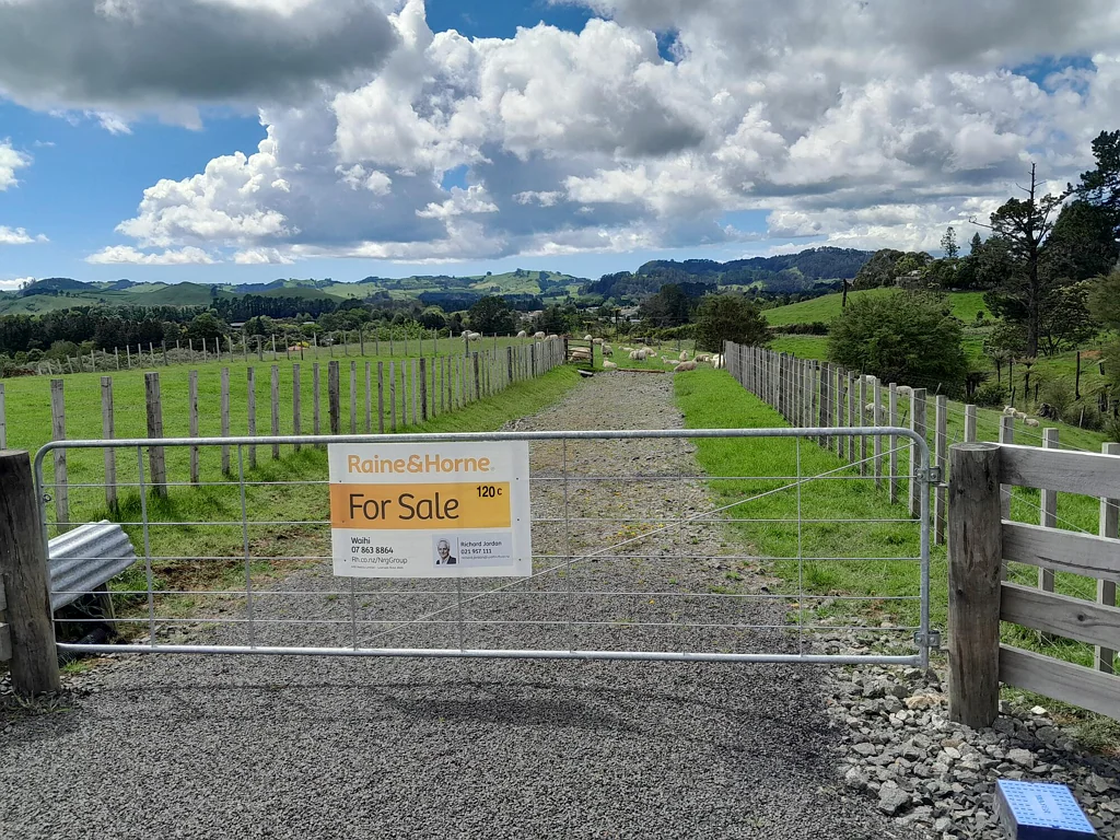 Waihi Superb Site Close to Town!